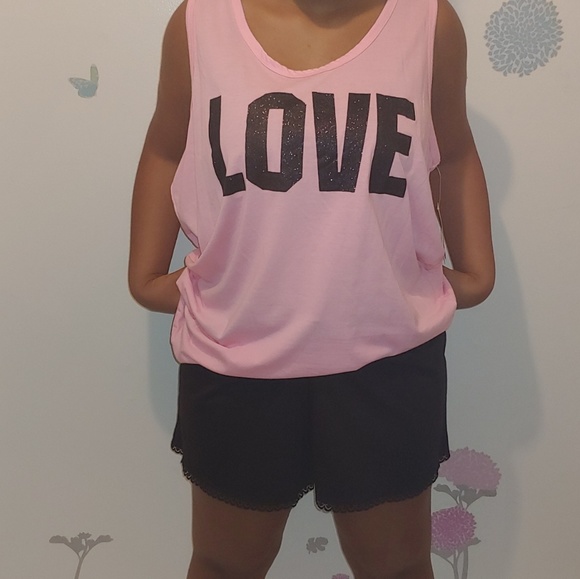 *Final* "Love" Tank Top & Shorts Sleepwear Set - Picture 4 of 6